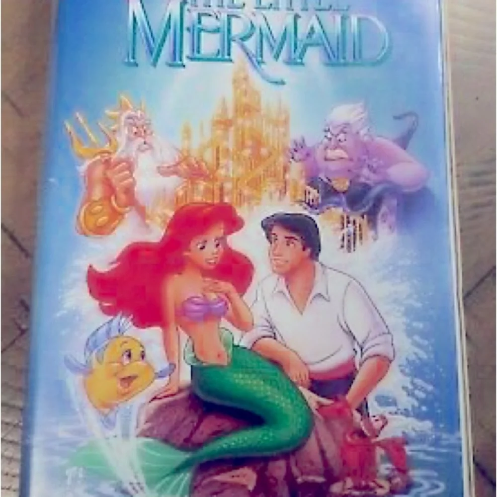 Lot 2 VHS tapes Little mermaid/Babar the elephant no flaws Disney